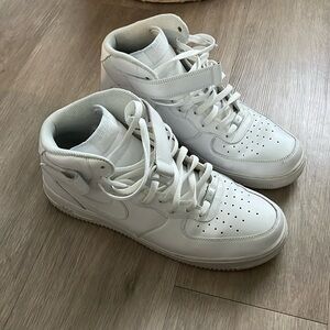 Nike Air Force 1 white size 13